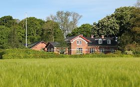 Skovlide Beautiful Farmhouse